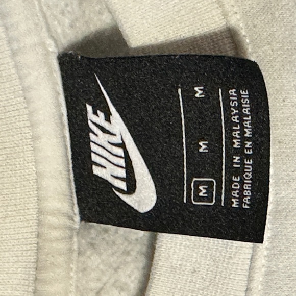 Nike Sweatshirt - Picture 3 of 3